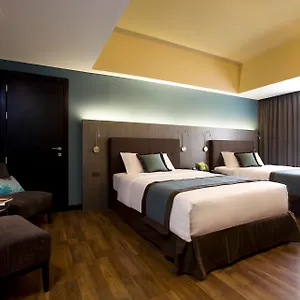 Aparthotel Hailey And Meagan's Nook At F1 Manila Residential At Bgc Near St Luke's