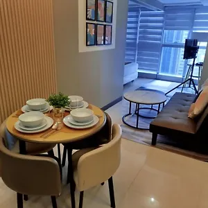 Апарт-отель Uptown Parksuites Tower 1 Bgc, Тагиг
