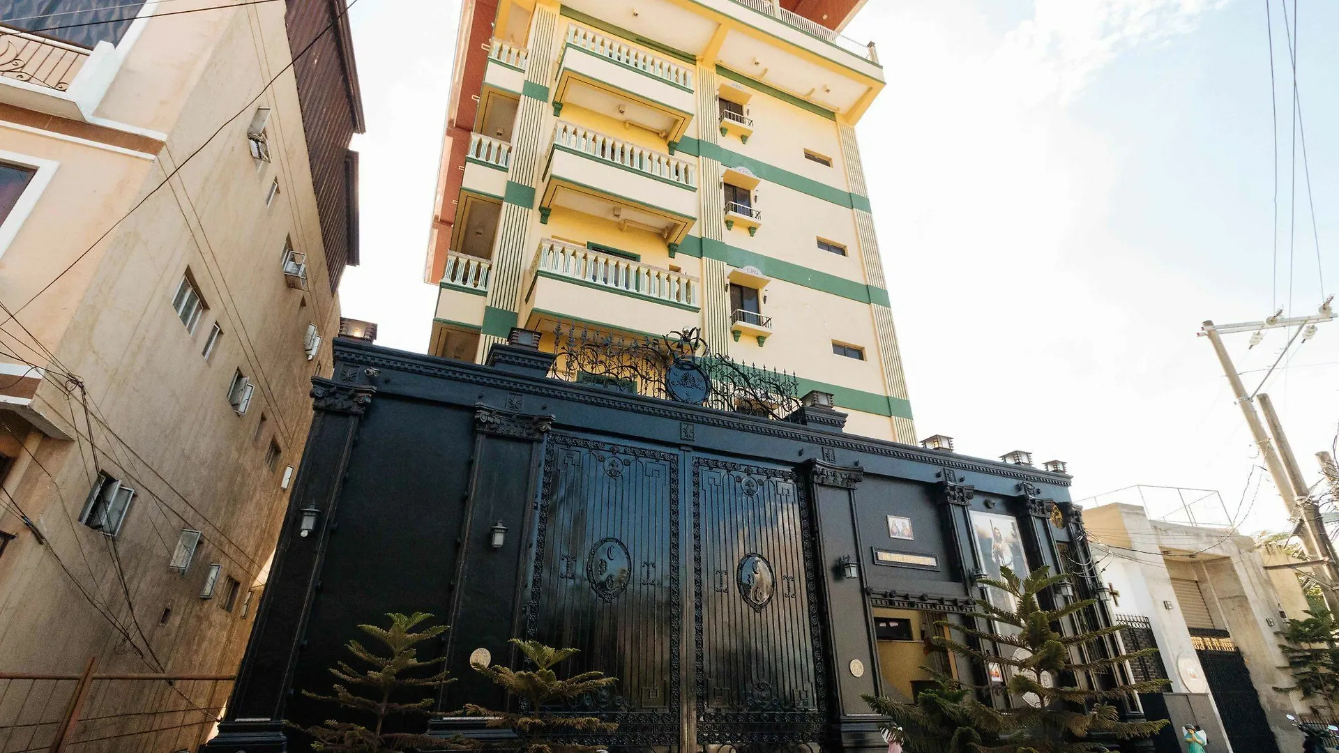 Chanel Paris Hotel Powered By Cocotel Taguig